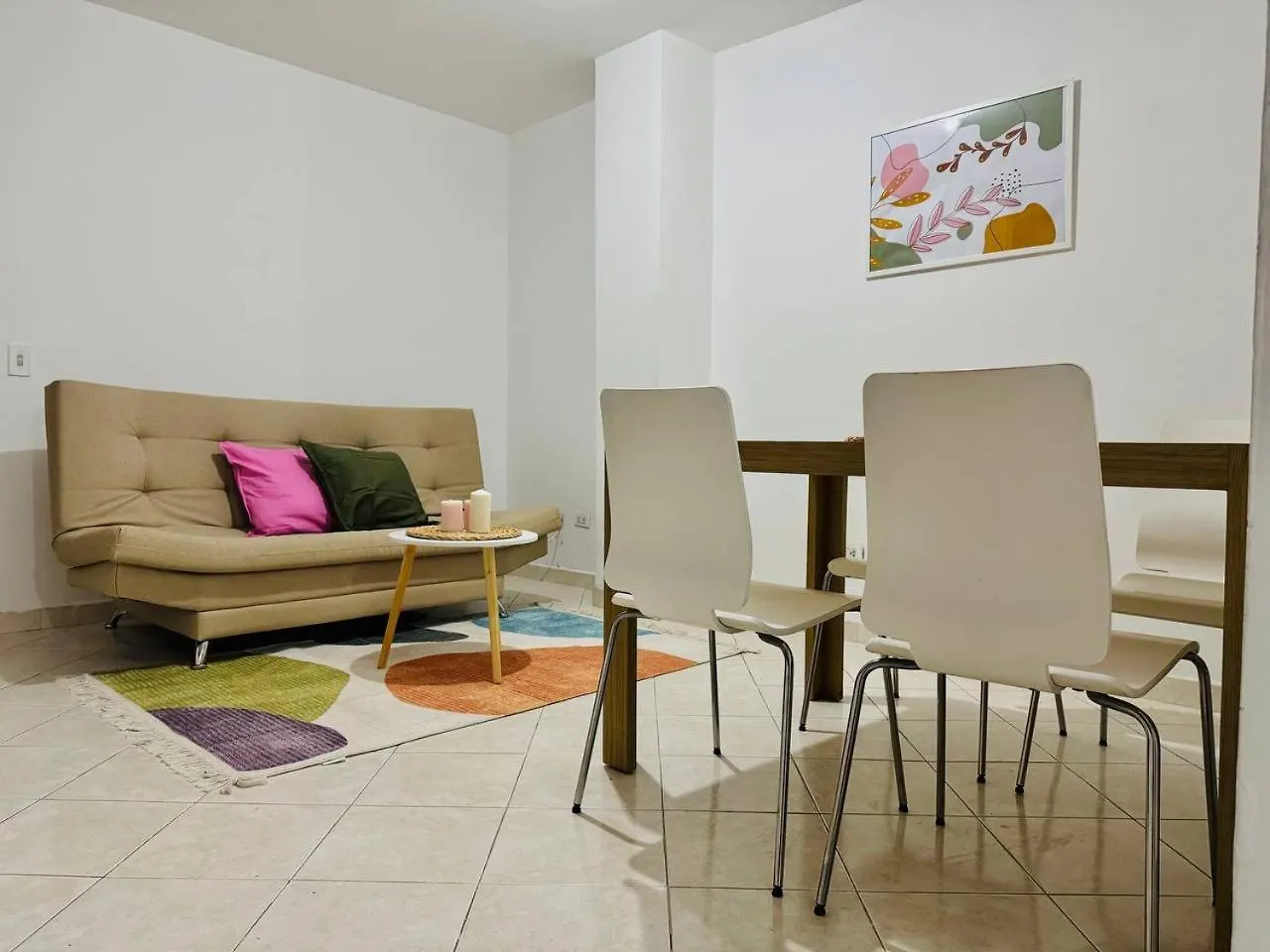 Apartamento Amoblado Laureles-Estadio 3 Habitaciones Medellin Colombia